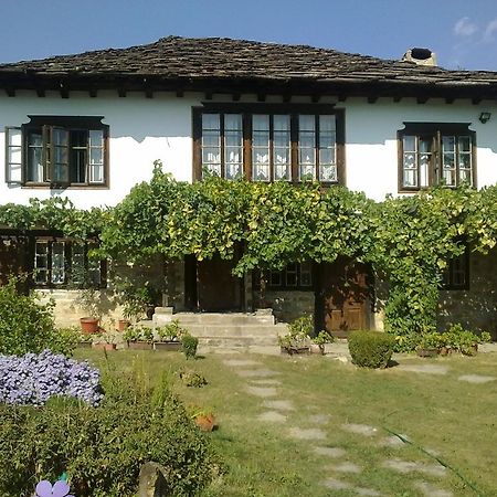 Guesthouse Peyna Exterior photo